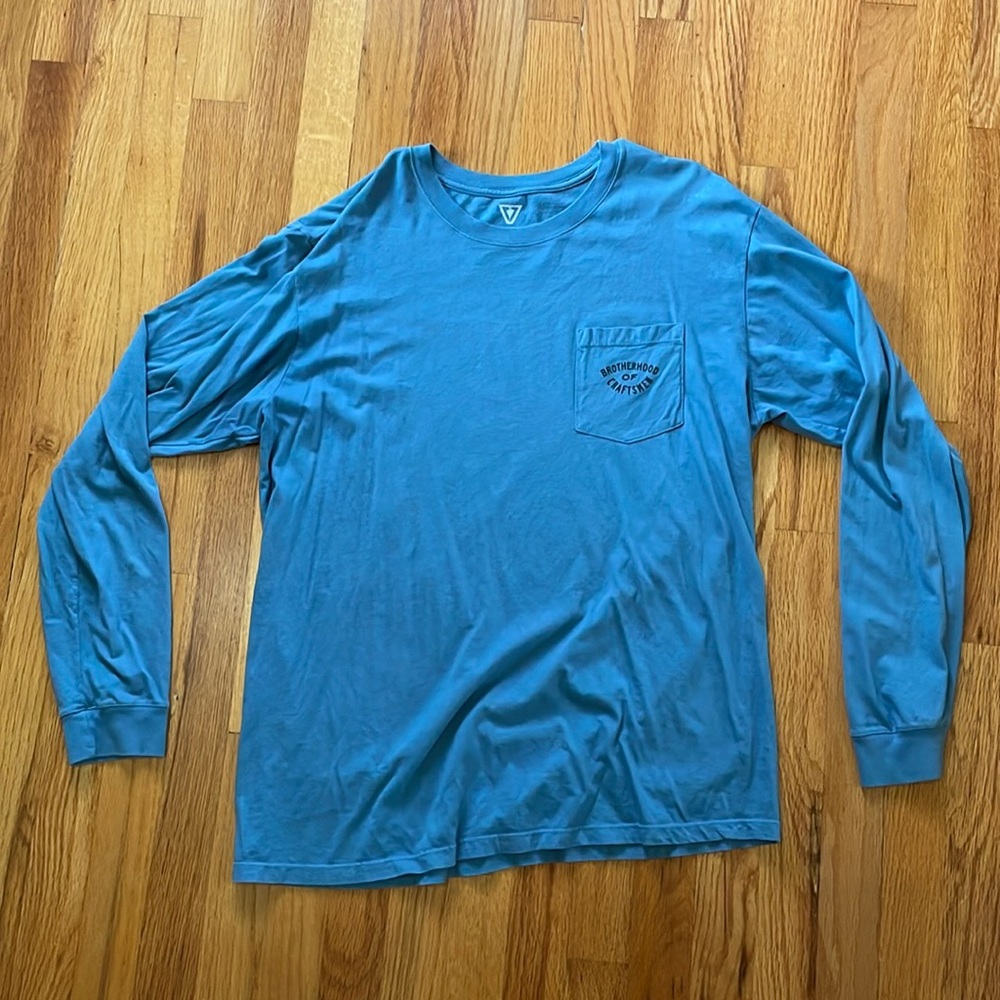 Men’s L Vissla Long Sleeve Shirt